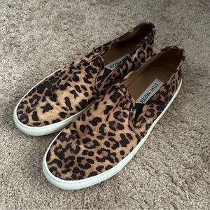Steve Madden Safary leopard print slip on sneakers size 8.5